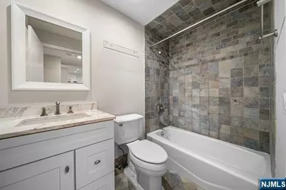 504 Ellery Court, Edgewater, NJ 07020 - Photo 13