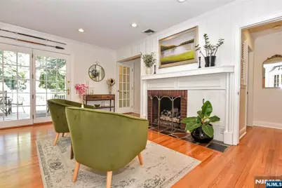 379 Martom Road, Wyckoff Township, NJ 07481 - Photo 9