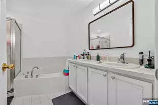 314 Wilshire Dr 3015, Nutley, NJ 07110 - Photo 21