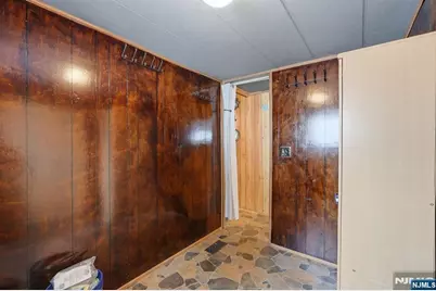 15 Austin Street, Moonachie, NJ 07074 - Photo 15