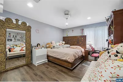 238 Monroe Avenue, Paramus, NJ 07652 - Photo 13