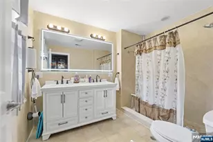 238 Monroe Ave, Paramus, NJ 07652 - Photo 19