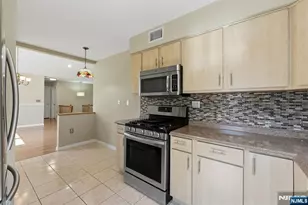 81 Hudson Ave, Ridgefield Park, NJ 07660 - Photo 15