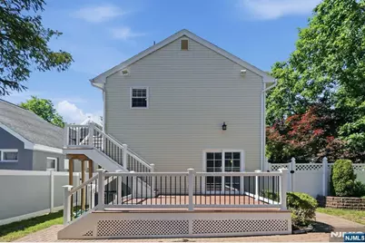 81 Hudson Avenue, Ridgefield Park, NJ 07660 - Photo 31