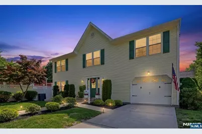 81 Hudson Avenue, Ridgefield Park, NJ 07660 - Photo 1