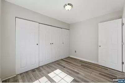81 Hudson Avenue, Ridgefield Park, NJ 07660 - Photo 21