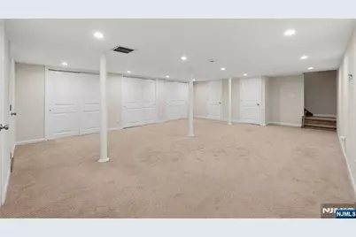 81 Hudson Avenue, Ridgefield Park, NJ 07660 - Photo 29