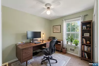 81 Hudson Avenue, Ridgefield Park, NJ 07660 - Photo 7