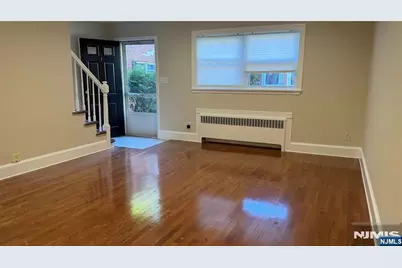 295 Tenafly I #I, Tenafly, NJ 07670 - Photo 3