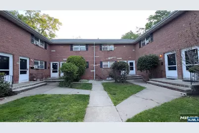 295 Tenafly I #I, Tenafly, NJ 07670 - Photo 1
