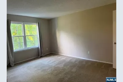 335 Linden Street, Mahwah, NJ 07430 - Photo 5