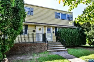 27 Hillcrest Ave, Lodi, NJ 07644 - Photo 1
