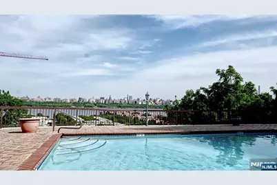 300 Gorge Road 6 #6, Cliffside Park, NJ 07010 - Photo 33