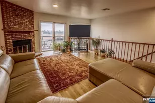 300 Gorge Road 6, Cliffside Park, NJ 07010 - Photo 3