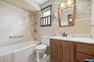 59 17th Ave, Elmwood Park, NJ 07407 - Photo 23