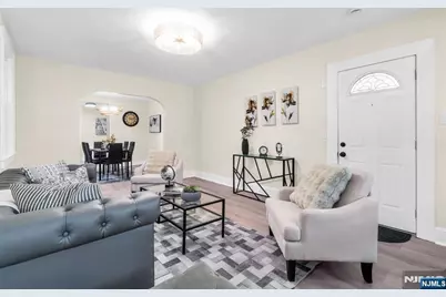 209 Michigan Avenue, Kenilworth, NJ 07033 - Photo 3