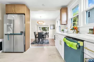 209 Michigan Ave, Kenilworth, NJ 07033 - Photo 9