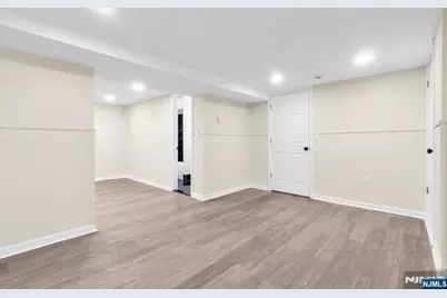 209 Michigan Avenue, Kenilworth, NJ 07033 - Photo 29