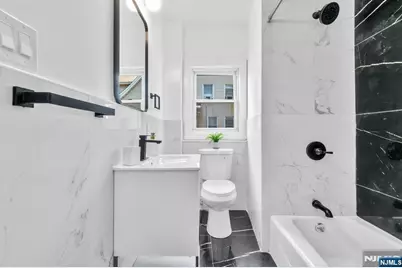 209 Michigan Avenue, Kenilworth, NJ 07033 - Photo 15