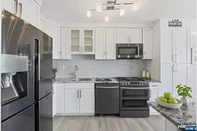 6 Horizon 2809 #2809, Fort Lee, NJ 07024 - Photo 5