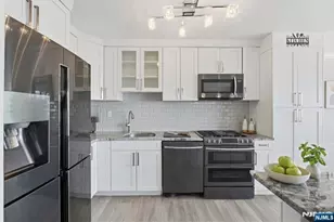 6 Horizon 2809, Fort Lee, NJ 07024 - Photo 5