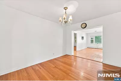 3-27 Kenneth Avenue, Fair Lawn, NJ 07410 - Photo 15