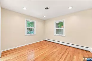 3-27 Kenneth Ave, Fair Lawn, NJ 07410 - Photo 23