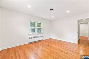 3-27 Kenneth Ave, Fair Lawn, NJ 07410 - Photo 13