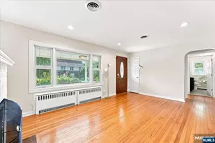 3-27 Kenneth Ave, Fair Lawn, NJ 07410 - Photo 7