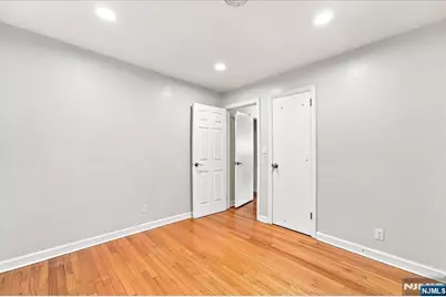 3-27 Kenneth Avenue, Fair Lawn, NJ 07410 - Photo 11