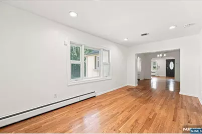 3-27 Kenneth Avenue, Fair Lawn, NJ 07410 - Photo 17