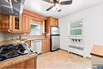 3-27 Kenneth Avenue, Fair Lawn, NJ 07410 - Photo 3