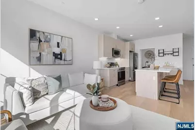 35 Jefferson Avenue 302 #302, Westwood, NJ 07675 - Photo 7