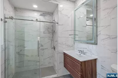 35 Jefferson Avenue 302 #302, Westwood, NJ 07675 - Photo 31