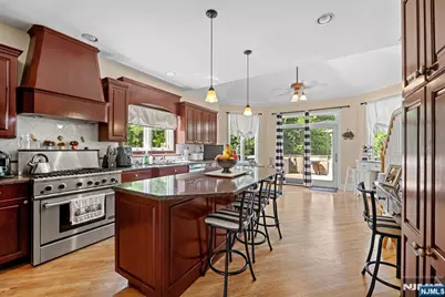 70 Farmingdale Road, Wayne, NJ 07470 - Photo 9
