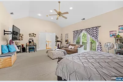 70 Farmingdale Road, Wayne, NJ 07470 - Photo 19