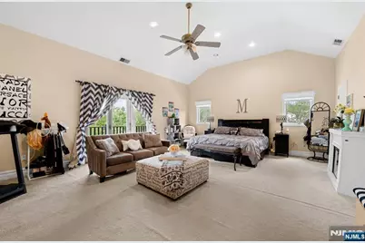 70 Farmingdale Road, Wayne, NJ 07470 - Photo 17