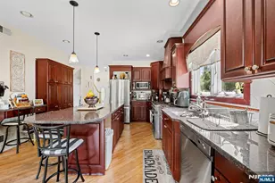 70 Farmingdale Rd, Wayne, NJ 07470 - Photo 11