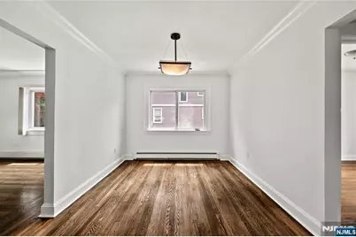 54 Chestnut Avenue, Park Ridge, NJ 07656 - Photo 5