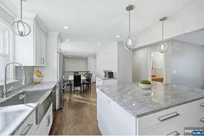 1135 Stonewall Lane, Secaucus, NJ 07094 - Photo 11