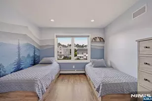 1135 Stonewall Ln, Secaucus, NJ 07094 - Photo 21