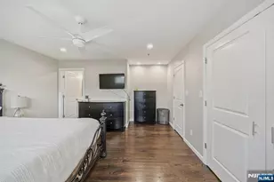 1135 Stonewall Ln, Secaucus, NJ 07094 - Photo 17