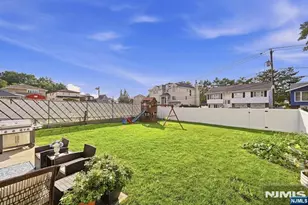 1135 Stonewall Ln, Secaucus, NJ 07094 - Photo 43