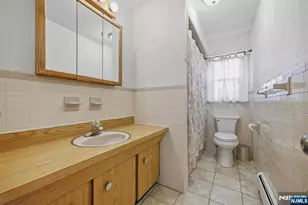 1135 Stonewall Ln, Secaucus, NJ 07094 - Photo 13
