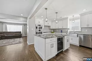 1135 Stonewall Ln, Secaucus, NJ 07094 - Photo 7