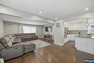 1135 Stonewall Ln, Secaucus, NJ 07094 - Photo 5