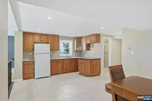 1135 Stonewall Ln, Secaucus, NJ 07094 - Photo 27