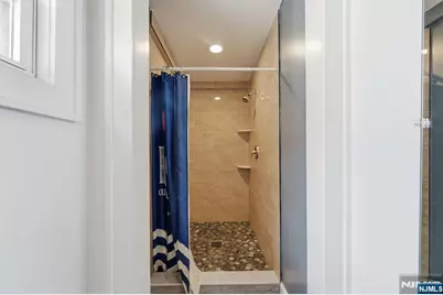 334 1st Avenue, Elizabeth, NJ 07206 - Photo 15