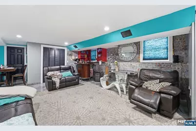 334 1st Avenue, Elizabeth, NJ 07206 - Photo 11