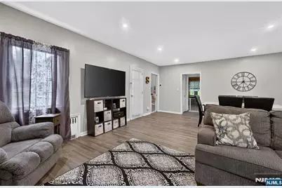 10 Prospect Avenue, Woodcliff Lake, NJ 07677 - Photo 11